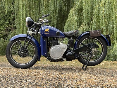 Lot 300 - 1928 Pegasus