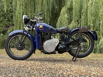 Lot 300 - 1928 Pegasus