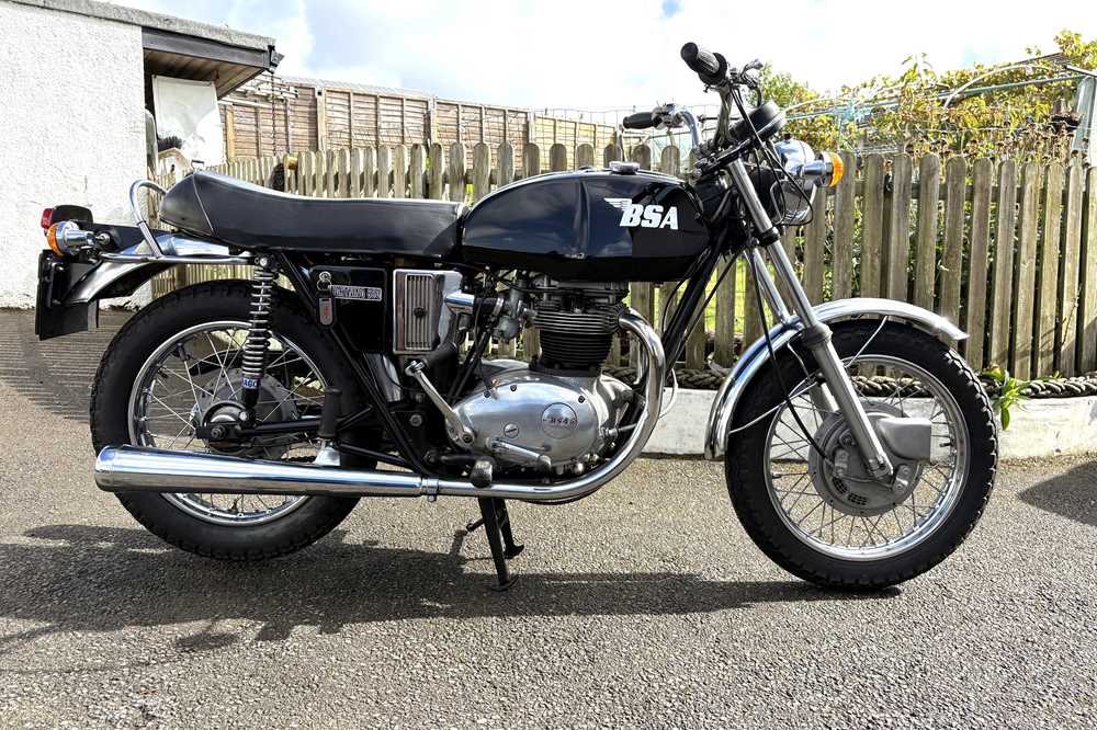 Lot 221 - 1971 BSA A65 Lightning