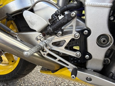 Lot 340 - 1998 Yamaha R1