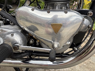 Lot 318 - 1954 Triumph T100