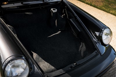 Lot 9 - 1983 Porsche 911 SC