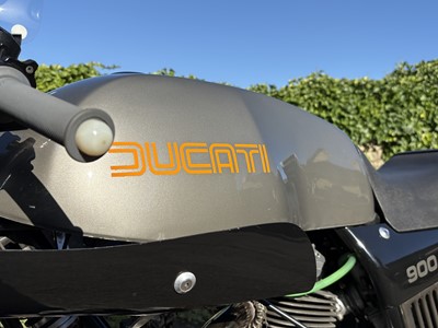 Lot 226 - 1984 Ducati 900S2