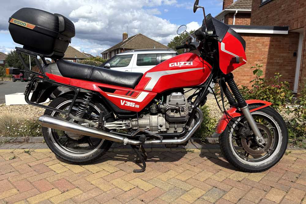 Lot 272 - 1987 Moto Guzzi V35 111