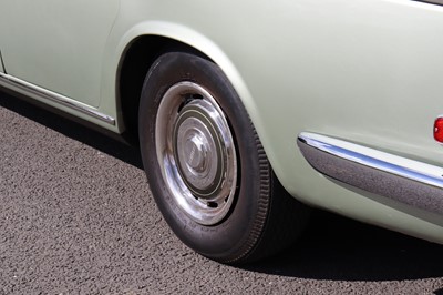 Lot 90 - 1971 Bentley T1