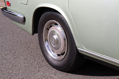 Lot 90 - 1971 Bentley T1