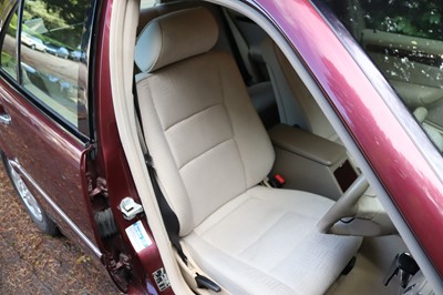 Lot 152 - 1998 Mercedes-Benz C180 Elegance