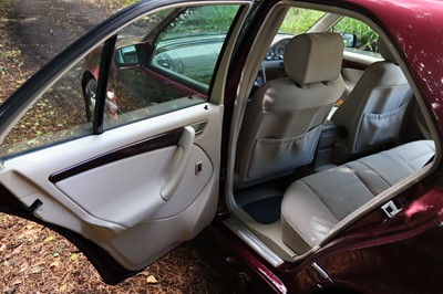 Lot 152 - 1998 Mercedes-Benz C180 Elegance