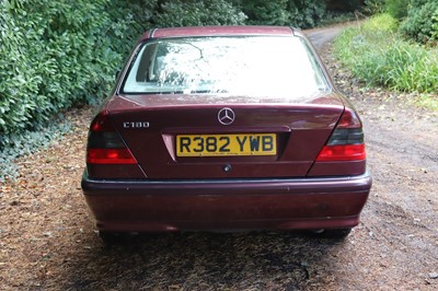 Lot 152 - 1998 Mercedes-Benz C180 Elegance