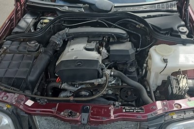 Lot 152 - 1998 Mercedes-Benz C180 Elegance