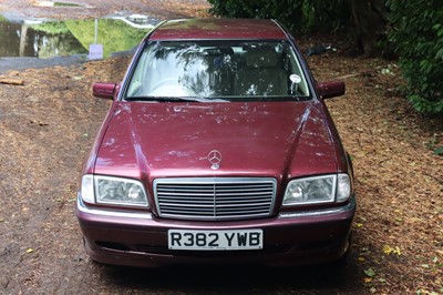 Lot 152 - 1998 Mercedes-Benz C180 Elegance