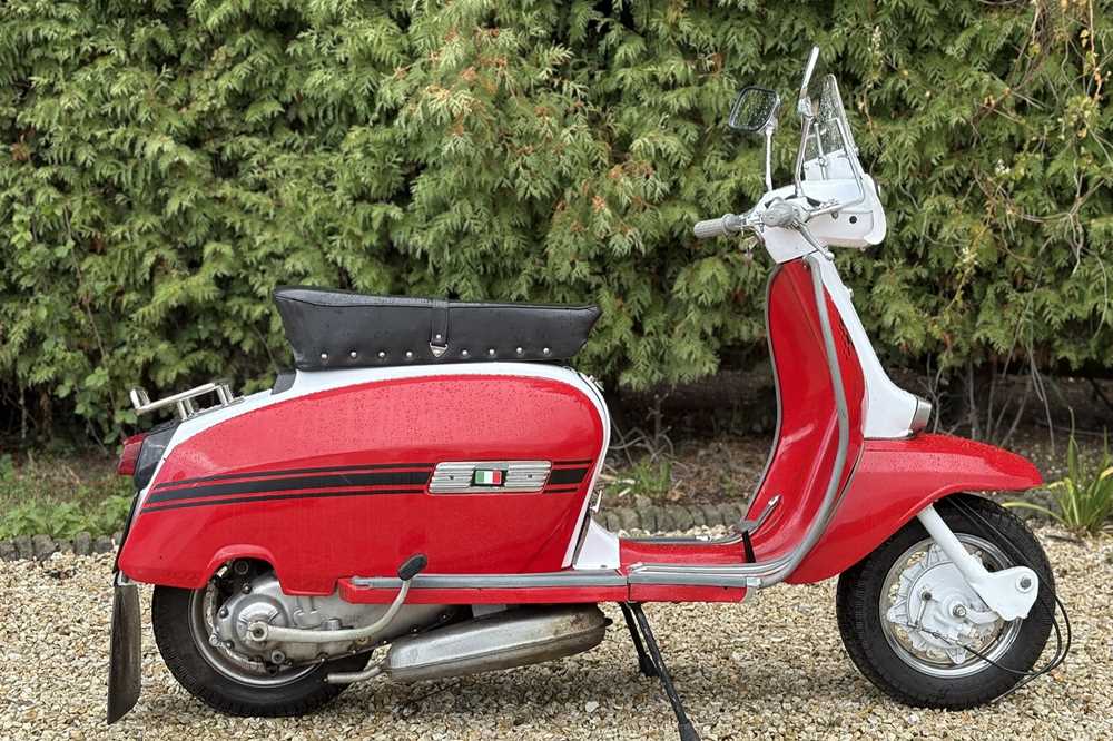 Lot 109 - 1985 Lambretta/API GP150