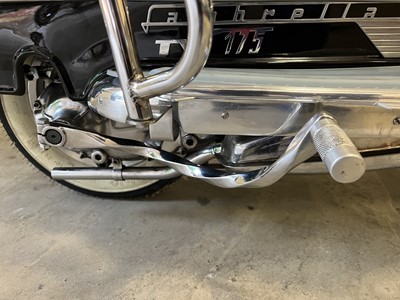 Lot 129 - 1961 Lambretta TV175 (225) series 2