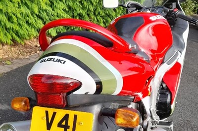 Lot 252 - 1999 Suzuki Hayabusa