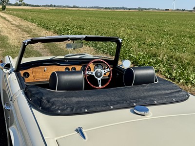 Lot 25 - 1968 Triumph TR5