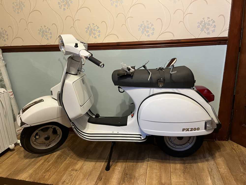 Lot 115 - 2003 Vespa PX200