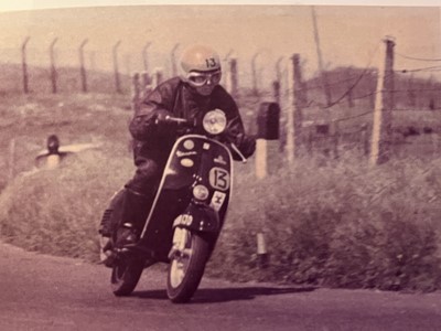 Lot 110 - 1969 Vespa SS90 Evocation