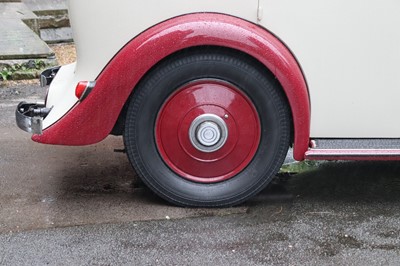 Lot 101 - 1938 Rolls Royce 25/30 Park Ward Limousine