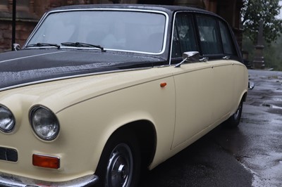 Lot 129 - 1986 Daimler DS420