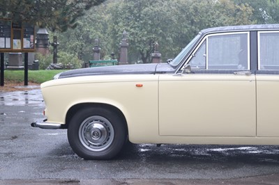 Lot 129 - 1986 Daimler DS420