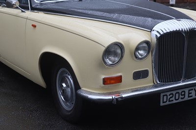 Lot 129 - 1986 Daimler DS420