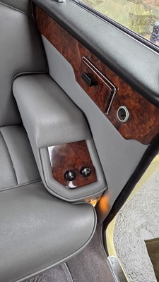 Lot 129 - 1986 Daimler DS420