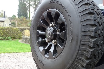 Lot 150 - 2000 Land Rover Defender 90 County TD5