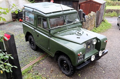 Lot 135 - 1960 Land Rover Series II 88'' Station Wagon