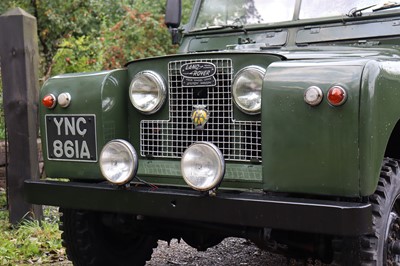 Lot 135 - 1960 Land Rover Series II 88'' Station Wagon