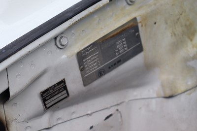 Lot 42 - 1983 Porsche 911 SC Cabriolet