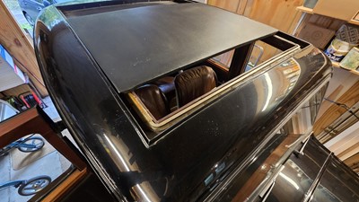 Lot 3 - 1938 Lanchester LA 11