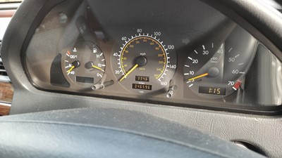 Lot 162 - 1995 Mercedes-Benz C280 Elegance
