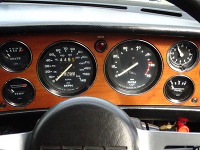 Lot 121 - 1973 Triumph Stag