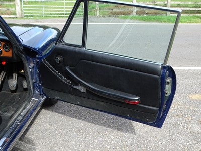 Lot 121 - 1973 Triumph Stag