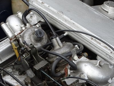 Lot 121 - 1973 Triumph Stag