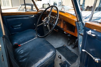 Lot 116 - 1950 Bentley Mk. VI H. J. Mulliner Sports Saloon