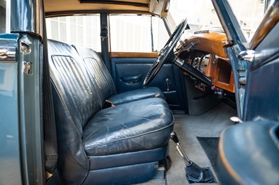 Lot 116 - 1950 Bentley Mk. VI H. J. Mulliner Sports Saloon