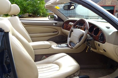 Lot 153 - 2001 Jaguar XK8 Convertible