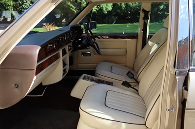 Lot 19 - 1988 Rolls-Royce Silver Spirit