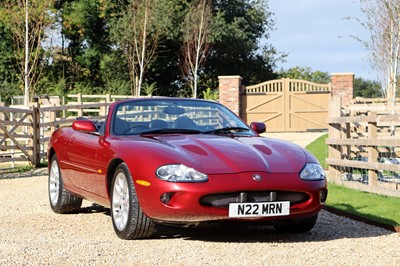 Lot 40 - 1999 Jaguar XKR Convertible