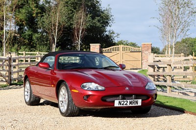 Lot 40 - 1999 Jaguar XKR Convertible