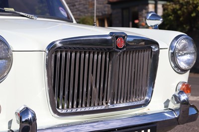 Lot 4 - 1970 MG 1300 Two-Door Saloon