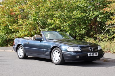 Lot 10 - 1996 Mercedes-Benz SL 320