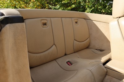 Lot 10 - 1996 Mercedes-Benz SL 320