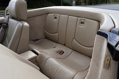 Lot 10 - 1996 Mercedes-Benz SL 320