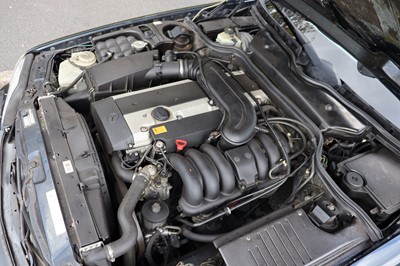 Lot 10 - 1996 Mercedes-Benz SL 320