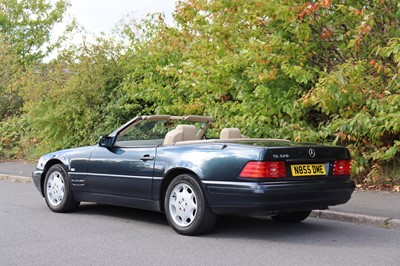 Lot 10 - 1996 Mercedes-Benz SL 320