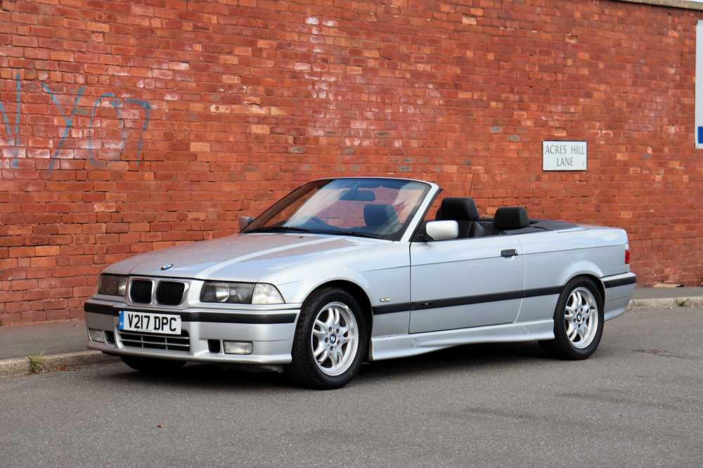 Lot 30 - 1999 BMW 318i Convertible