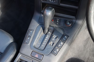 Lot 30 - 1999 BMW 318i Convertible