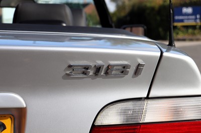 Lot 30 - 1999 BMW 318i Convertible